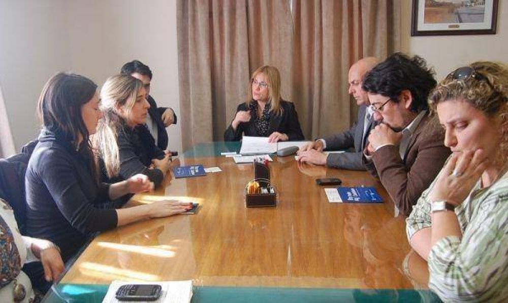 Concejales recibieron a Poder Ciudadano ante �dudas� de su convenio por transparencia con la Municipalidad