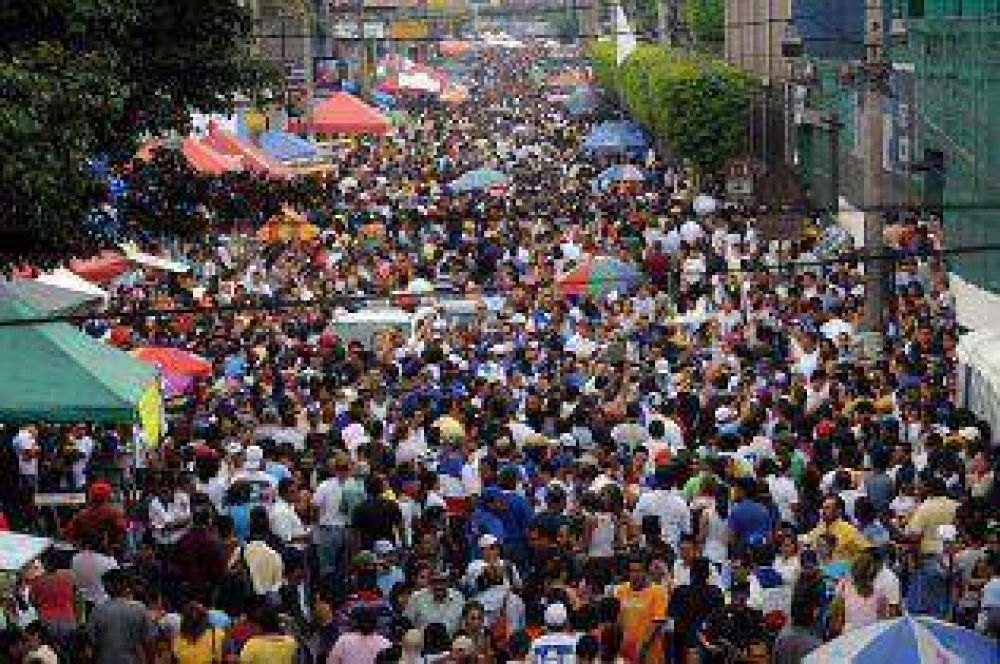 Elecciones presidenciales en El Salvador se desarrollan 