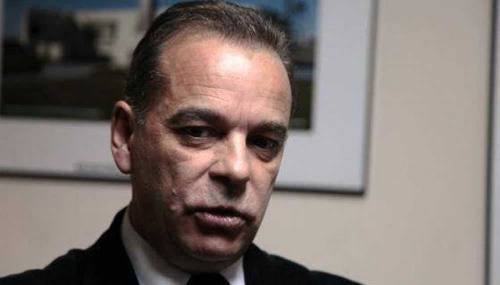 Gilmartin aclar� que las represas se mantendr�n en la �rbita provincial