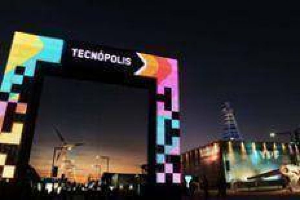 Tecn�polis, por un mes m�s