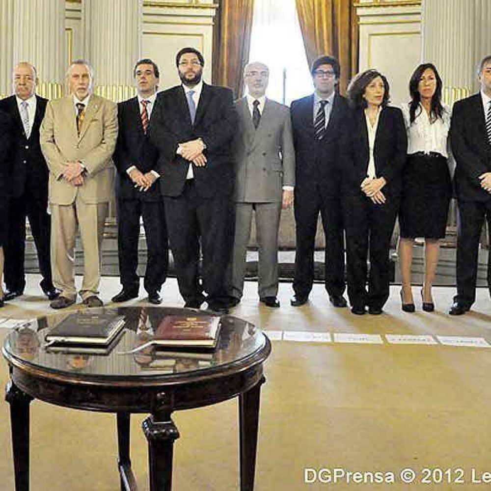 Juraron los nuevos miembros del Poder Judicial porte�o