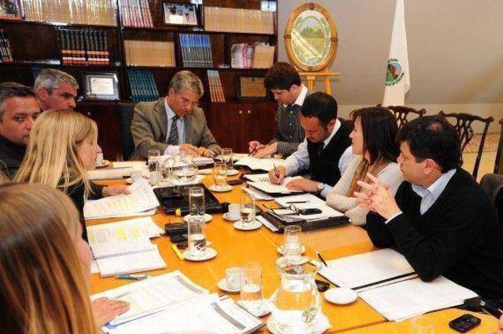 Poggi se re�ne este martes con los ministros del Ejecutivo