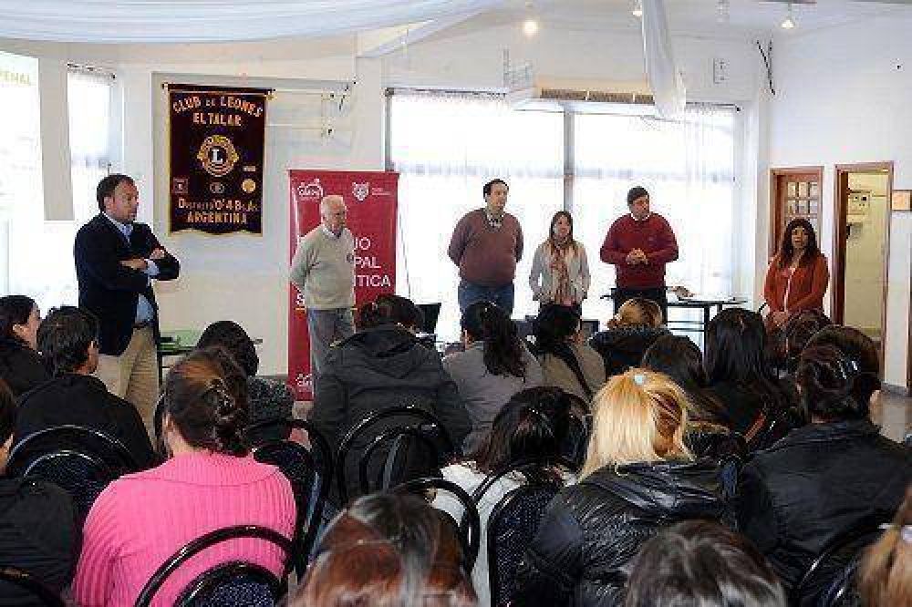 M�s de 150 j�venes en �Los Derechos en tu Barrio� en Tigre