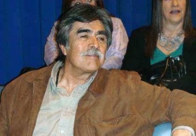 Paillalef: �poco afecto a los escritorios�, encolumnado detr�s de Cristina y Alicia