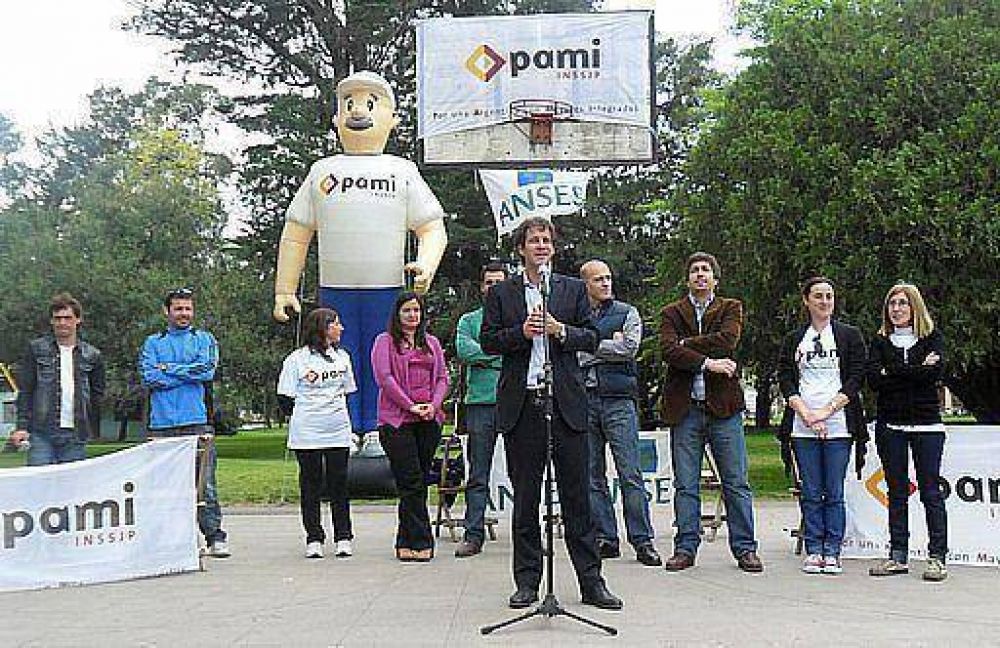 PAMI y ANSES festejaron el d�a del jubilado