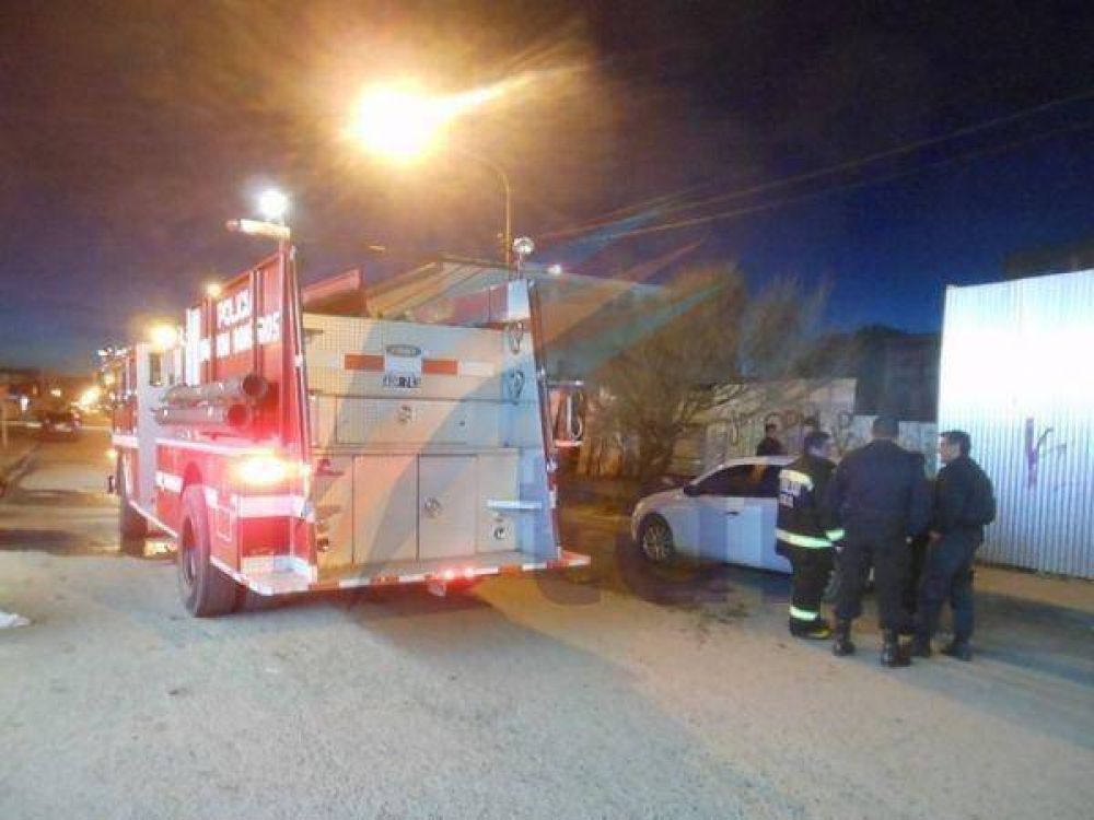 Dos incendios casi en simult�neo en la ciudad de R�o Grande