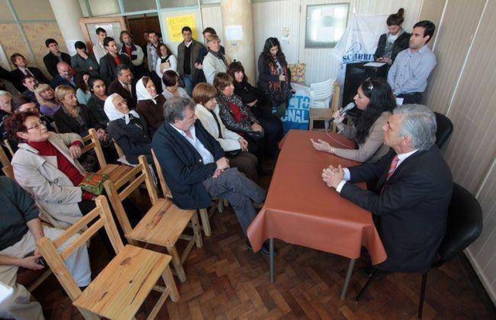 DDHH inaugur� su oficina en Mar del Plata con la primera funcionaria trans bonaerense