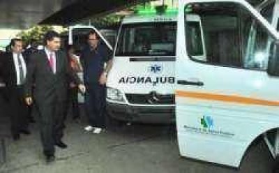 Capitanich y Baquero entregar�n cuatro ambulancias a la UCCEM