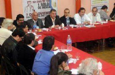 La CGT local pidi� la reelecci�n del Gobernador