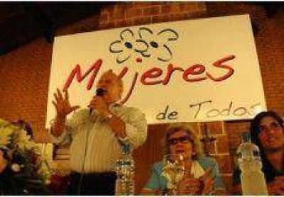 Mujeres del Frente de Todos entregar�n un plan al Gobernador Arturo.