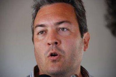 �Si Breitenstein no responde por el Coprotur ser�a una falta grave�