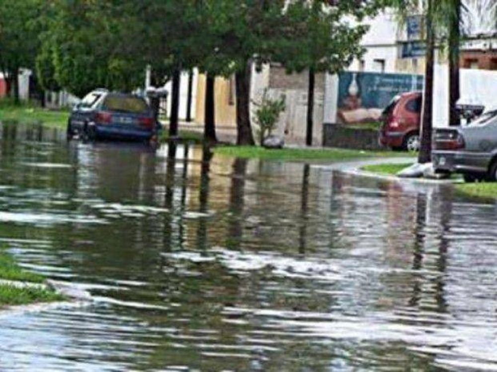 Fuertes r�fagas de viento y ca�da de granizo sacudieron la madrugada en Santa Fe y Paran�