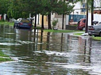 Fuertes r�fagas de viento y ca�da de granizo sacudieron la madrugada en Santa Fe y Paran�