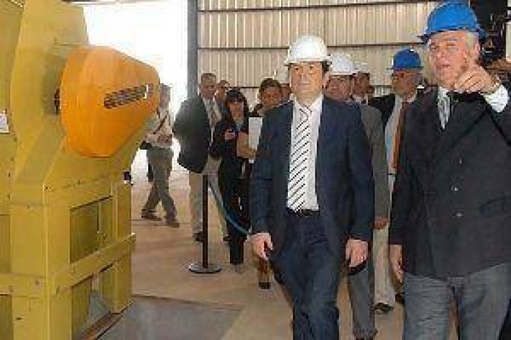 Zamora inaugurar� planta de YPF que brindar� servicio integral al sector rural