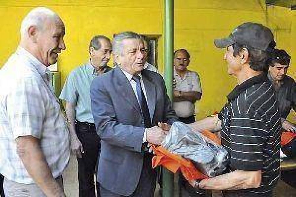 Hugo Infante inaugurar� una plaza y obras de pavimento en la ciudad