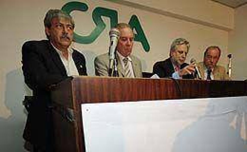 El Gobierno y el campo acuerdan reunirse para destrabar el conflicto agrario 