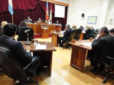 El Concejo estudia proyectos para mejoramiento de plazas