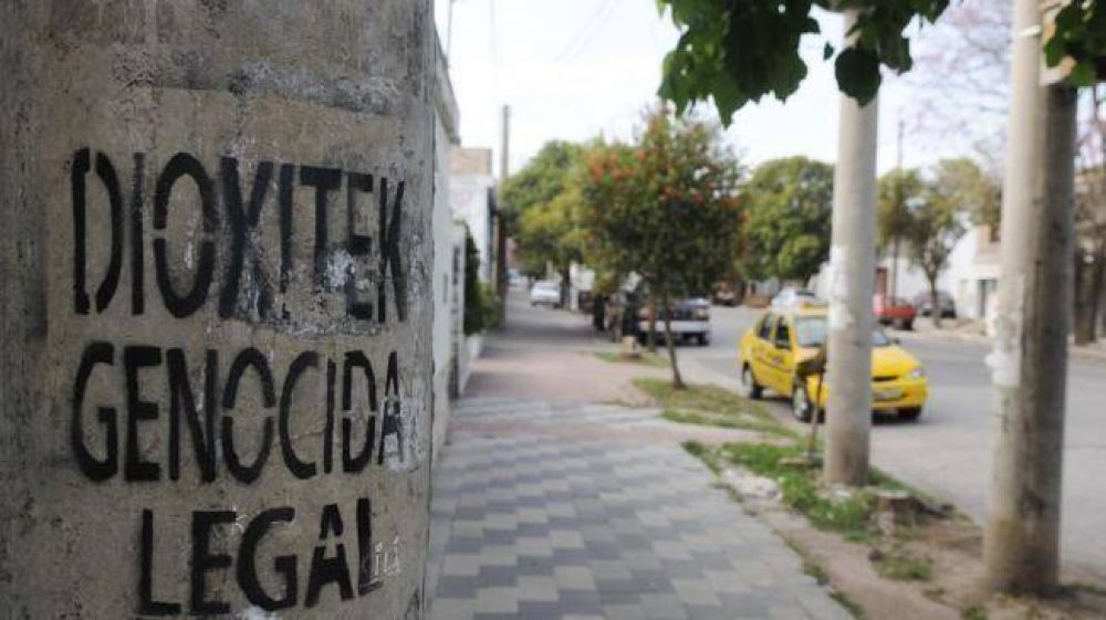 Aconsejan no mudar los residuos radiactivos de la "At�mica"