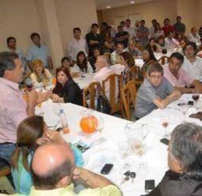 El 12 de octubre se moviliza la tropa bederista en respaldo a su �jefe�