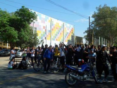Brumec solucionar� el pedido de los alumnos del ISEF