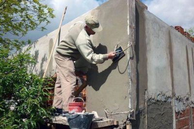 Las Cooperativas de Trabajo siguen realizando mejoras habitacionales