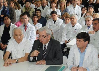 �Con los hospitales NO� reclamaron los m�dicos de Malvinas Argentinas