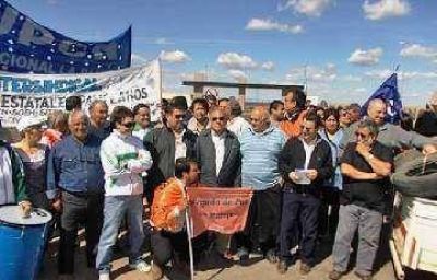 La Intersindical le peg� duro a Jorge y pidi� di�logo