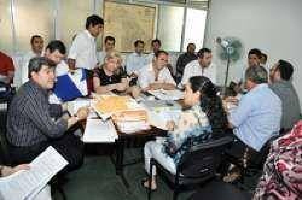 Dieron dictamen favorable al Derecho de Admisi�n