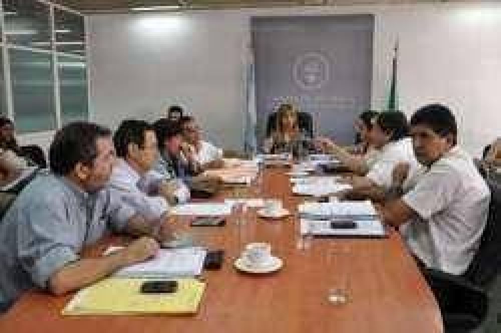 Educaci�n: Crear�n gabinetes o equipos interdisciplinarios