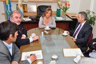 Acuerdo para construir el edificio de la Universidad del Chubut