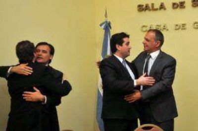 Pacto De Fontana: Tres Jueces Se Excusan Al Considerarse "Acreedores" Del Estado Provincial
