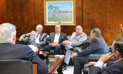 El embajador de Panam� en El Litoral