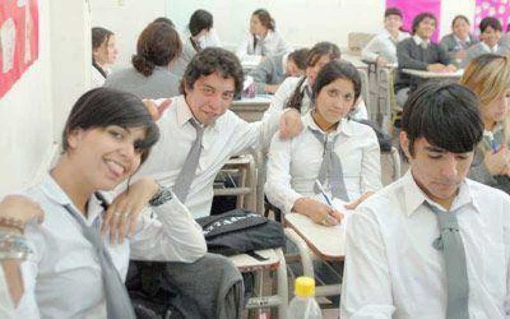 Unos 2.000 chicos todav�a no empezaron las clases.
