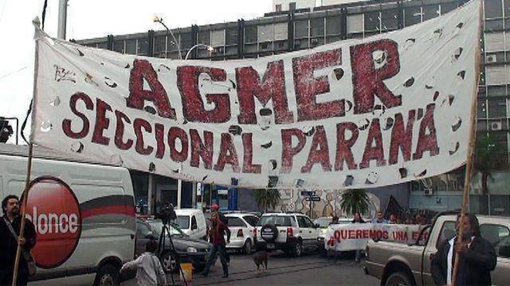 Paran�: habr� asambleas de dos horas por turno en escuelas