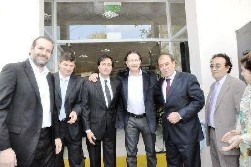 Se inaugur� ayer la sede regional de Pami en Chivilcoy con la presencia de Di C�sare 