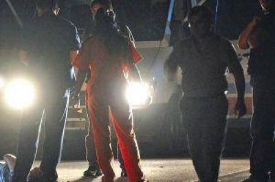 Auto embisti� a tres adolescentes en La Banda y mat� a una chica de 19 a�os