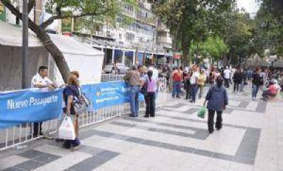 Hay gran demanda para obtener DNI y pasaporte
