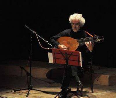 El mundo de las guitarras, en el Espa�ol