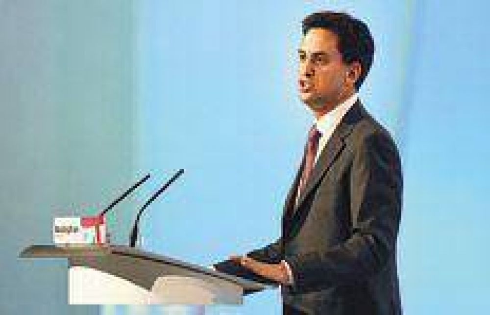 Poderosa liturgia de Miliband