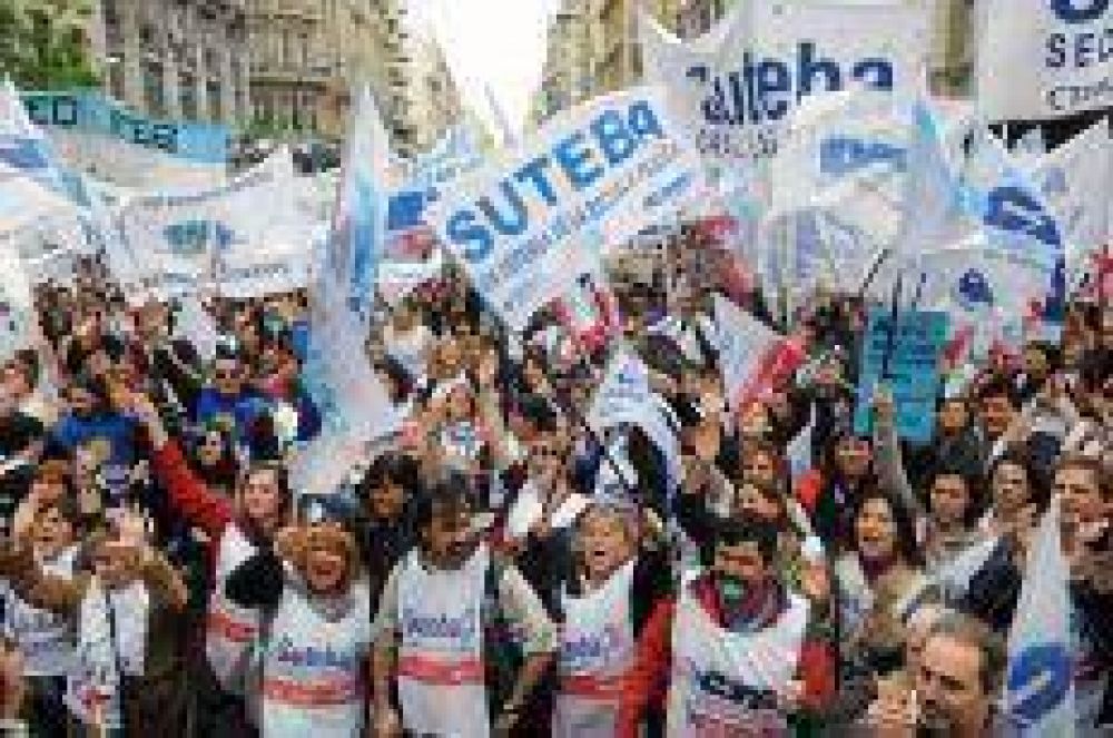 Marcha de los docentes bonaerenses