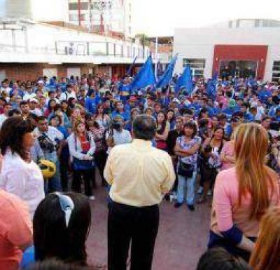 Beder Herrera llam� �a tomar las calles y militar� por el kirchnerismo