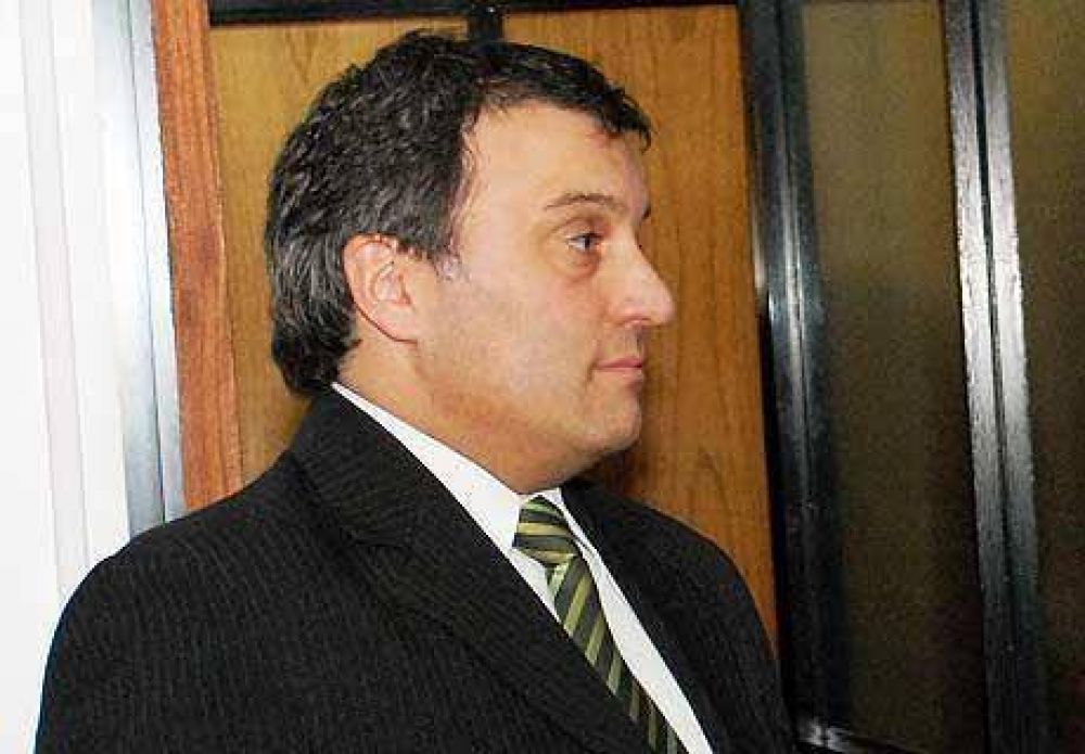 Peligroso �c�ctel� en Viedma. M�s robos con armas, menores y sustancias