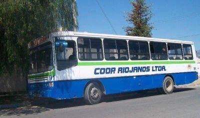 "Cooperativa Riojanos" a�n no bancariza los sueldos de los choferes