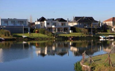 Preocupaci�n por posible amenaza de megaemprendimiento inmobiliario a los humedales del R�o Luj�n