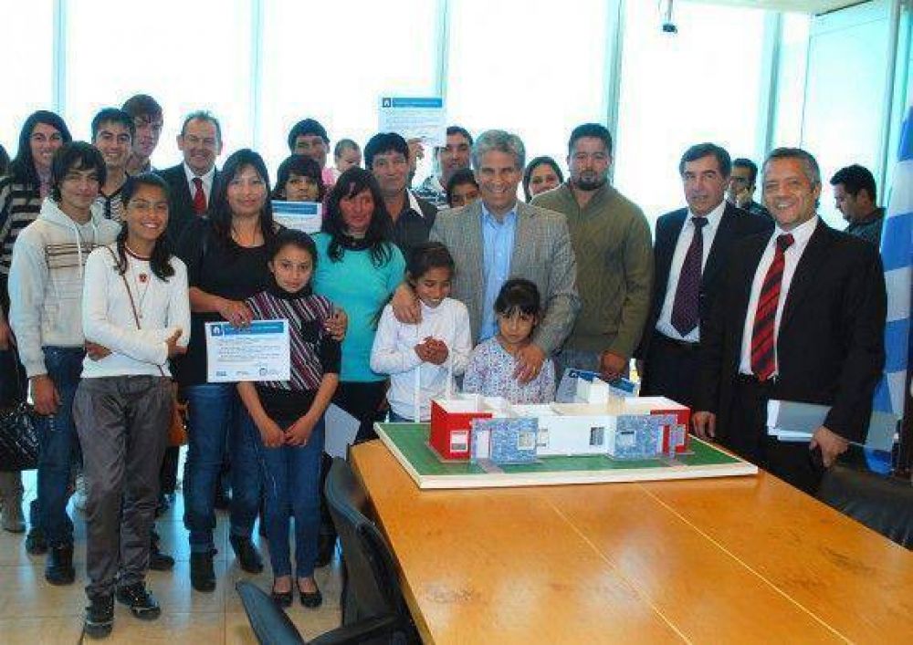 El Plan Provincial de Viviendas arrib� a la localidad de Fortuna