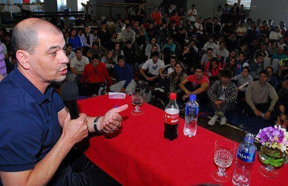 �Esto es algo trascendente y urgente�