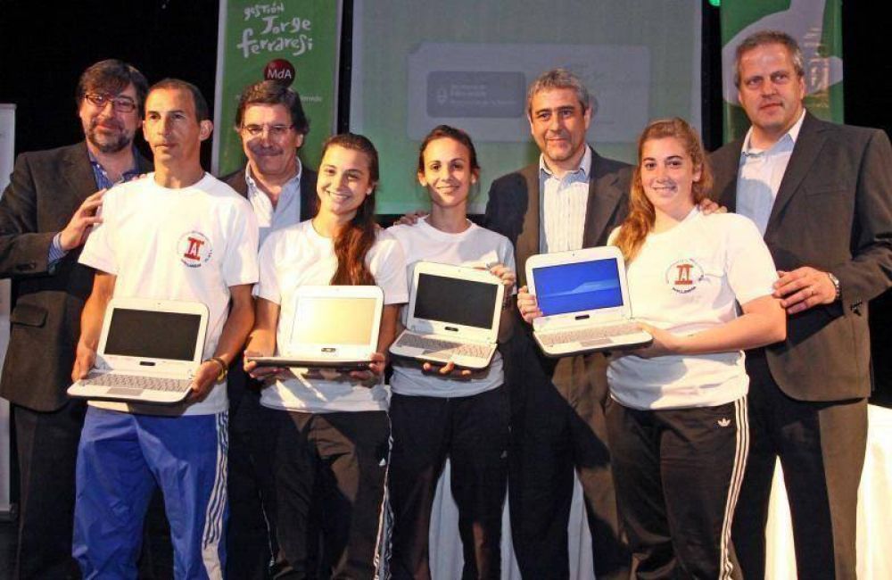 Avellaneda: se invertir�n m�s de $9M en mejoras para escuelas locales