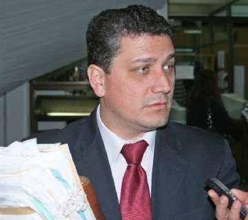 Ag�ero dijo que �l propuso el avenimiento en el caso Carla	