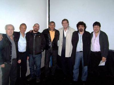 PALLARES EN LANUS CON DIRIGENTES REGIONALES DE LA CGT