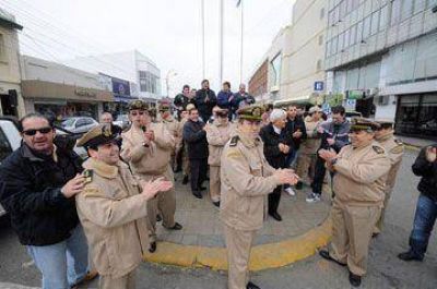 Prefectos protestaron en el centro de R�o Gallegos
